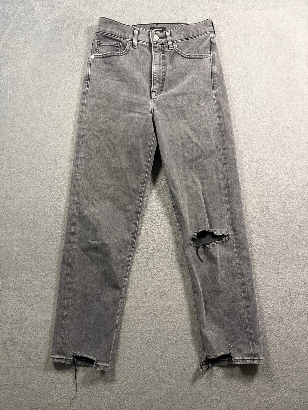 Express Women's High Rise Gray Faded Distressed Knee Fray Hem Straight Jeans 00